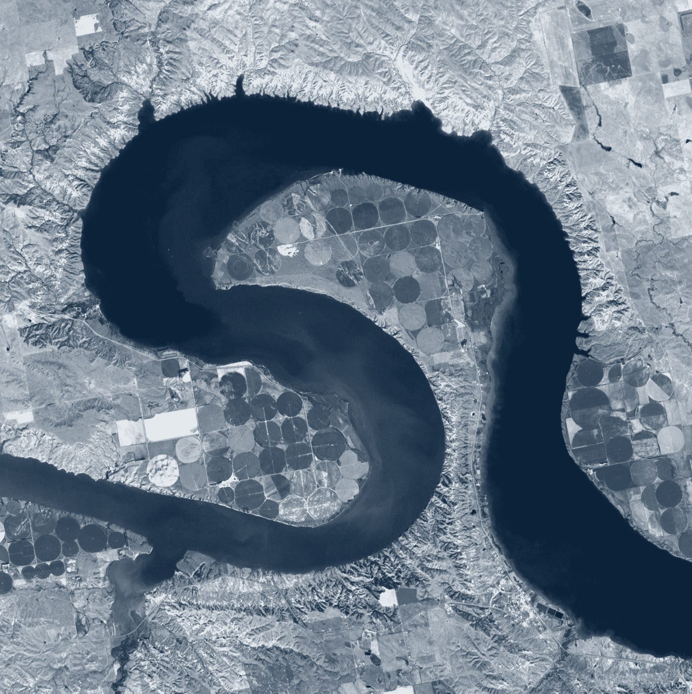 Aerial view of a bend in the Missouri River